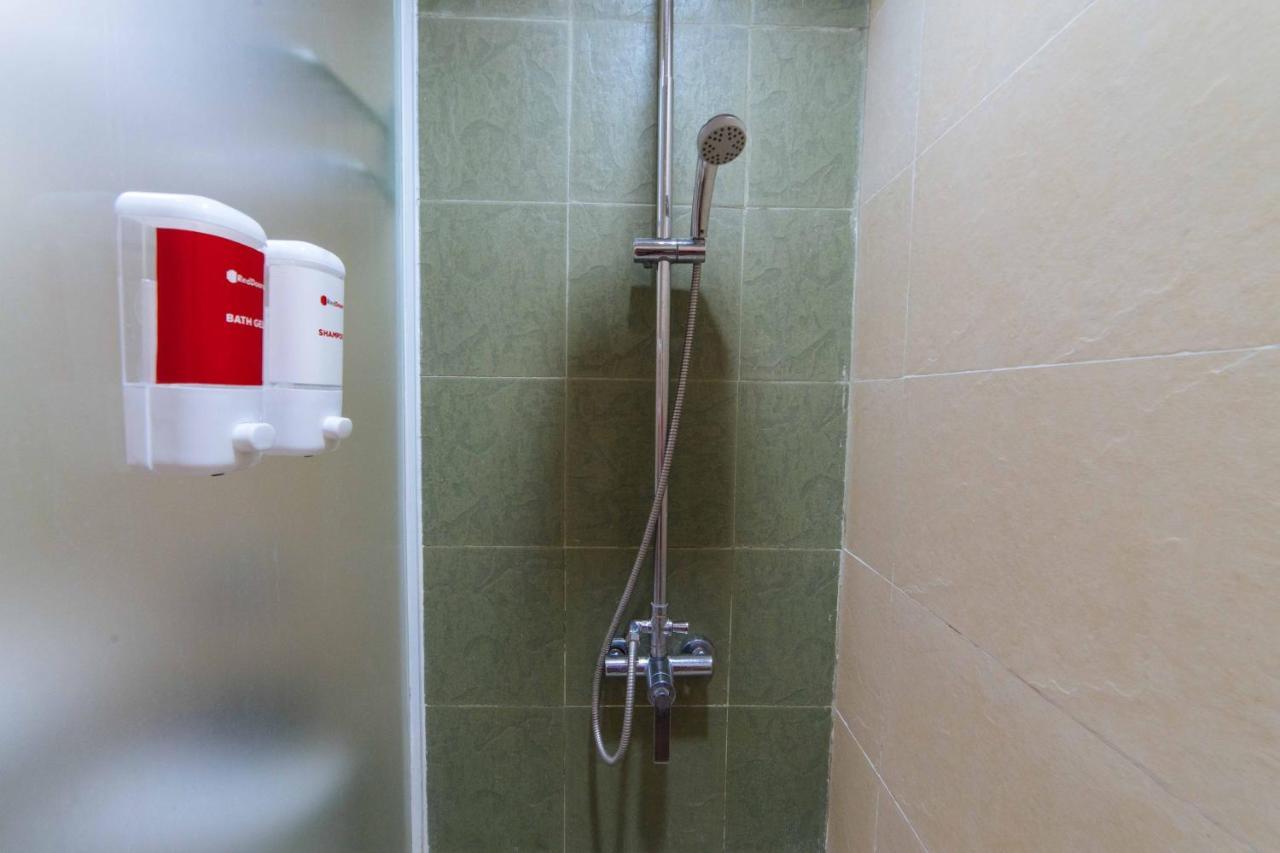 Reddoorz Premium @ The Ritz Garden Oases Hotel Davao Luaran gambar