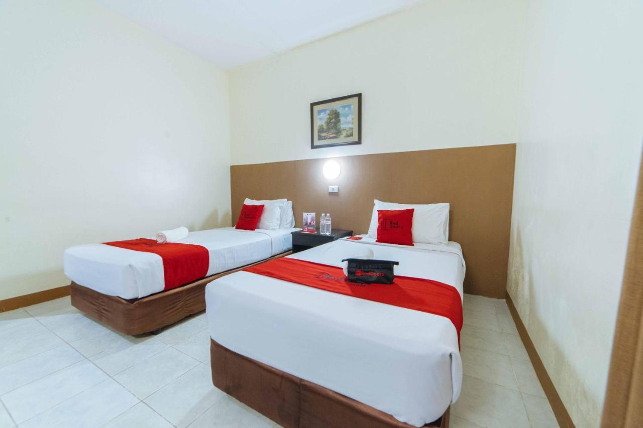Reddoorz Premium @ The Ritz Garden Oases Hotel Davao Luaran gambar