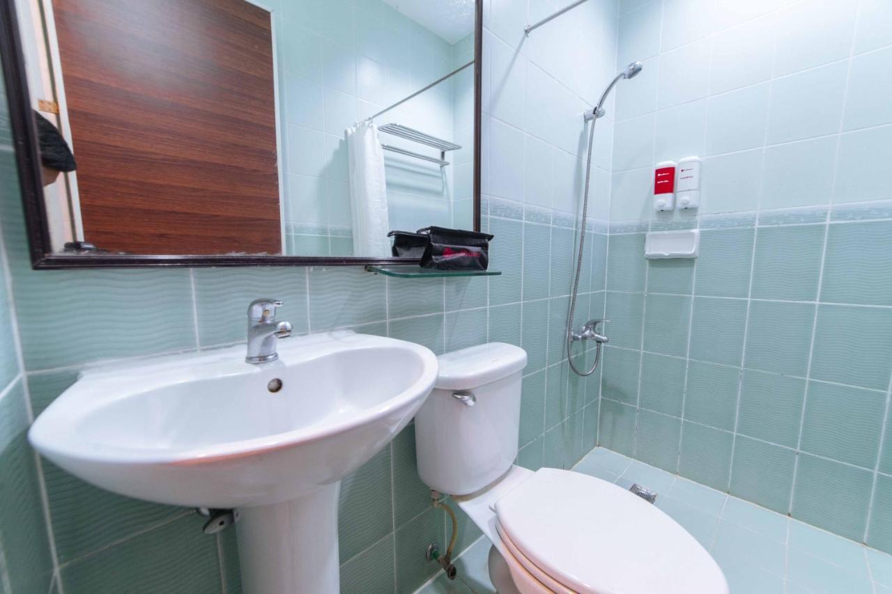 Reddoorz Premium @ The Ritz Garden Oases Hotel Davao Luaran gambar